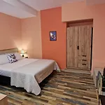 Cozy Ideal For 2 Guests * Враца