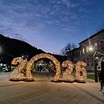 Апартамент Cozy Ideal For 2 Guests *
