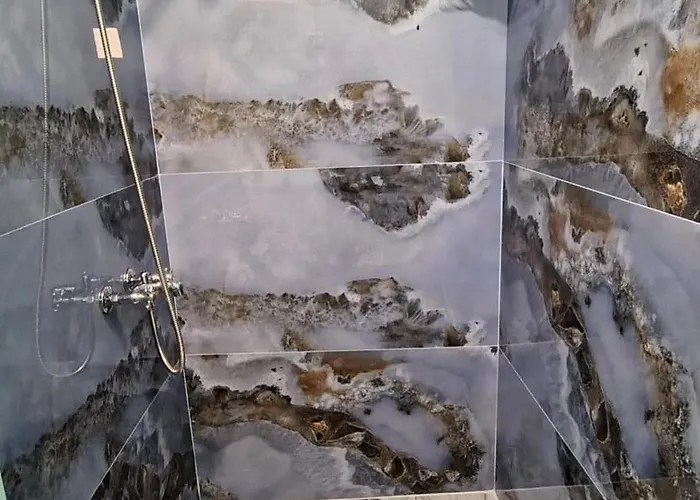 Aladin Apartment-center Quiet Free Parking Self Check-in Wi-fi *